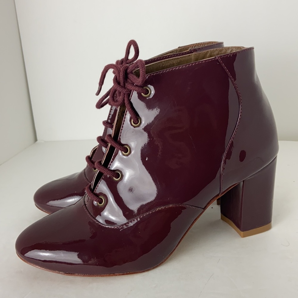 Nina Payne Anthropologie Patent Leather Booties 37 Burgundy lace up